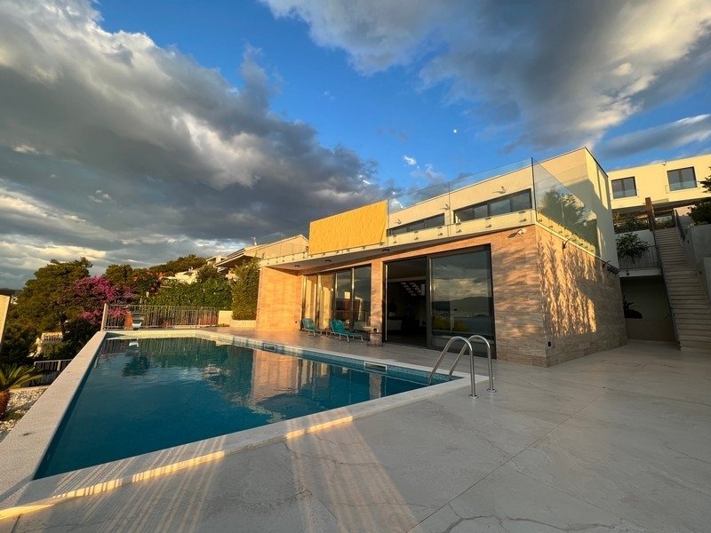 Villa in Split, Split-Dalmatia County, Croatia 3 - 16880213