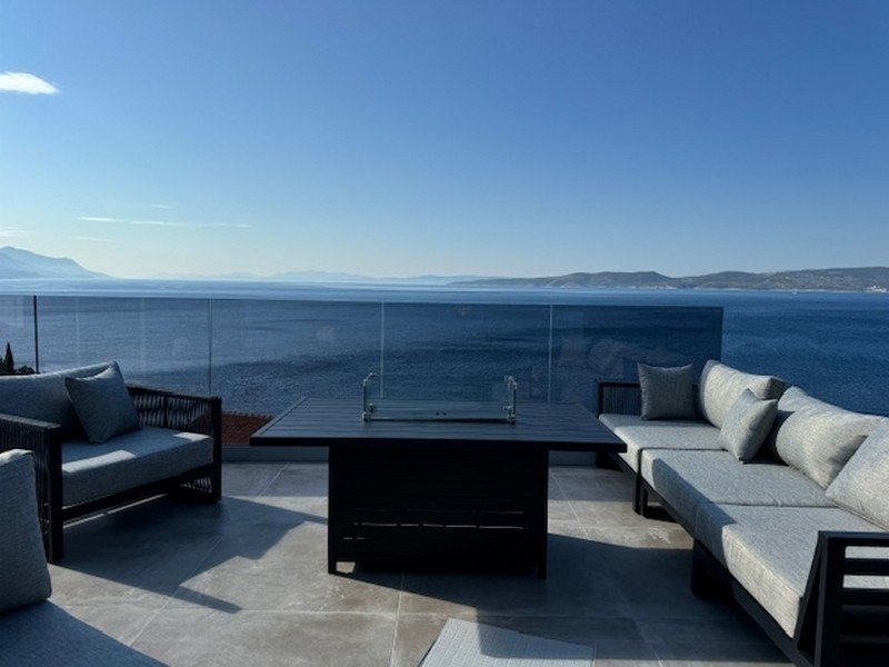 Villa in Omis, Split-Dalmatia County, Croatia 2 - 16880575