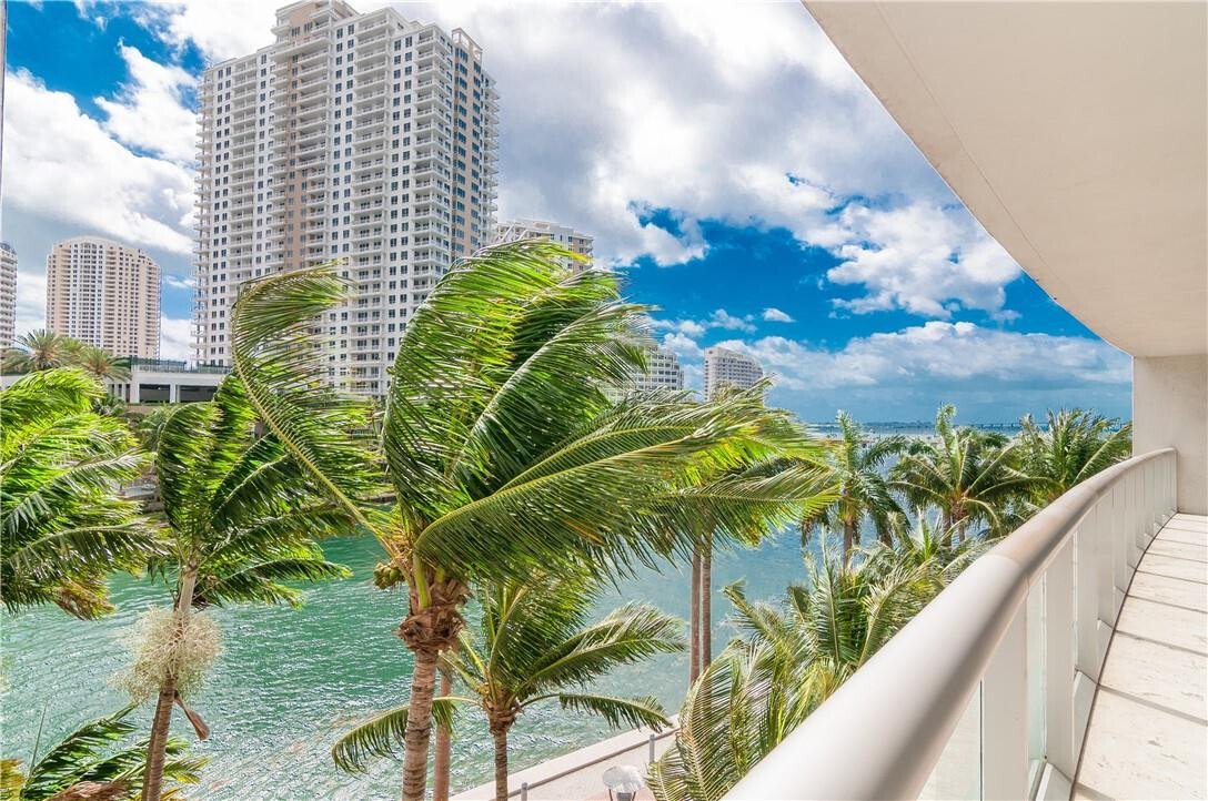 Condo in Miami, Florida, United States 3 - 16634366