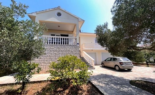 House in Ugljan, Zadar County, Croatia 1
