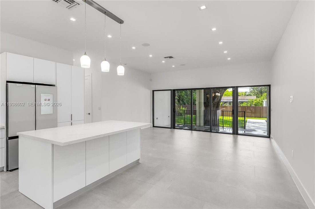 House in Miami, Florida, United States 5 - 16884663