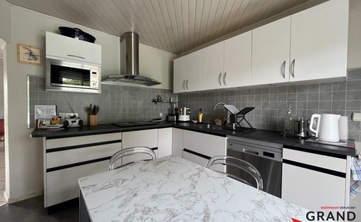 Castle for Sale in Mérignac, Nouvelle-Aquitaine, France