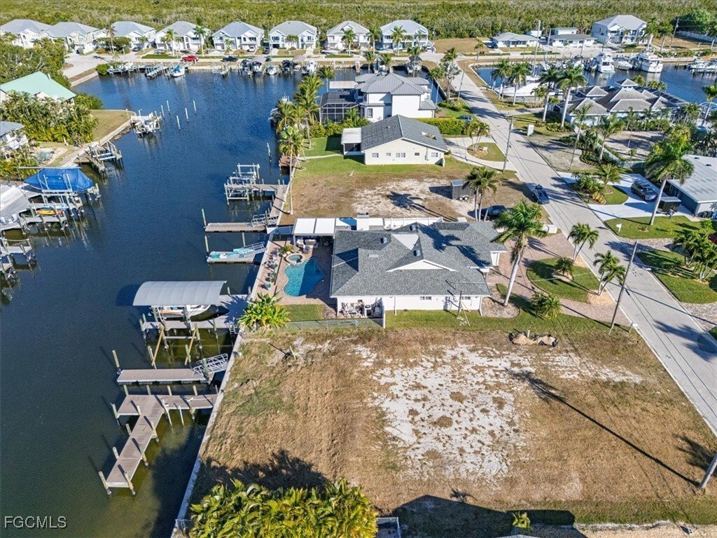 Land in Fort Myers Beach, Florida, United States 3 - 16885673