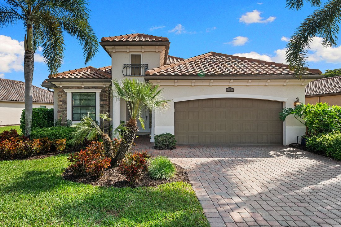 House in Naples, Florida, United States 1 - 16879445