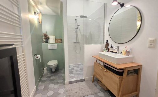 Castle for Sale in Bordeaux, Nouvelle-Aquitaine, France