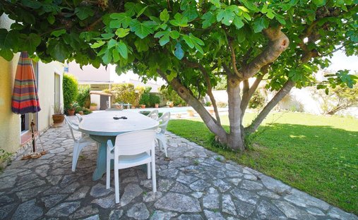 Castle for Sale in Istres, Provence-Alpes-Côte d'Azur, France