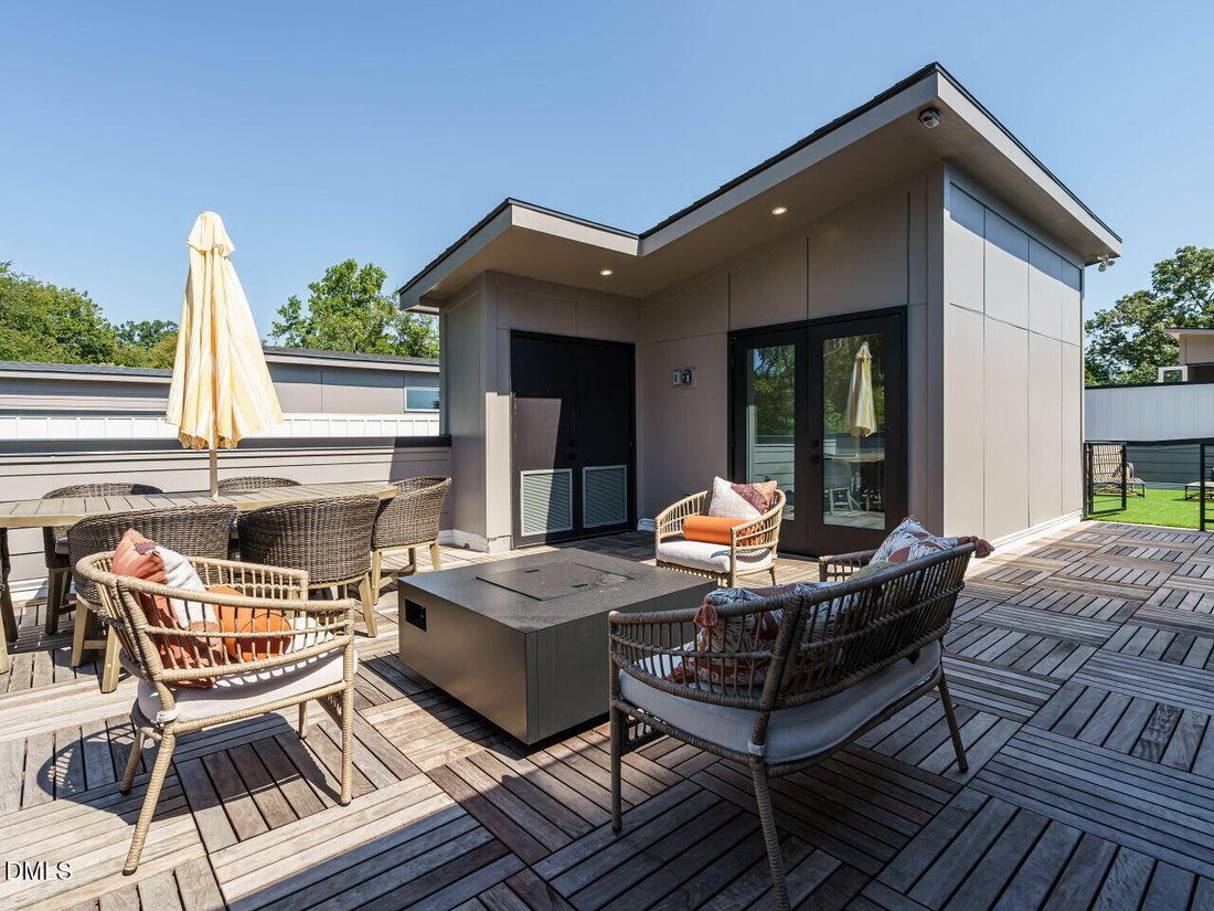 Townhouse in Raleigh, North Carolina, United States 1 - 16875548