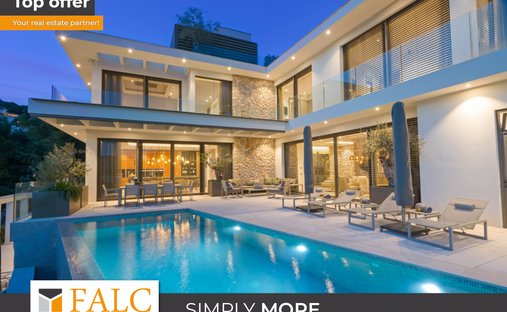 Villa in Port d'Andratx, Andratx, Balearic Islands 1
