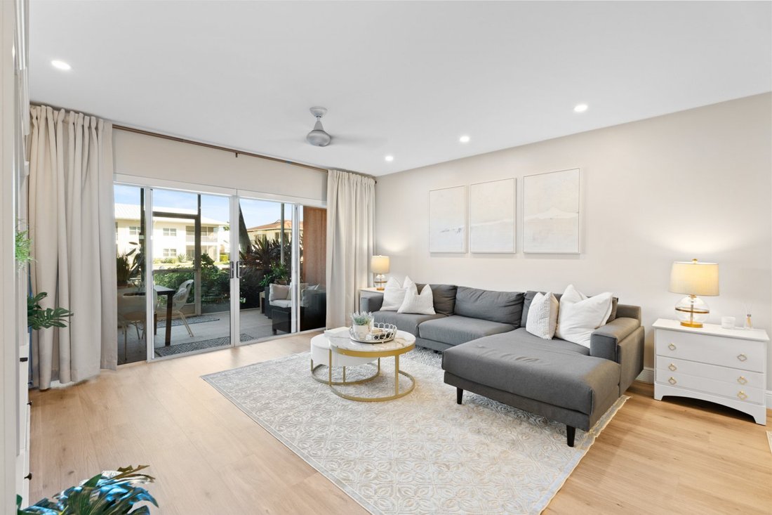 Apartment in George Town, George Town, Cayman Islands 1 - 16880157