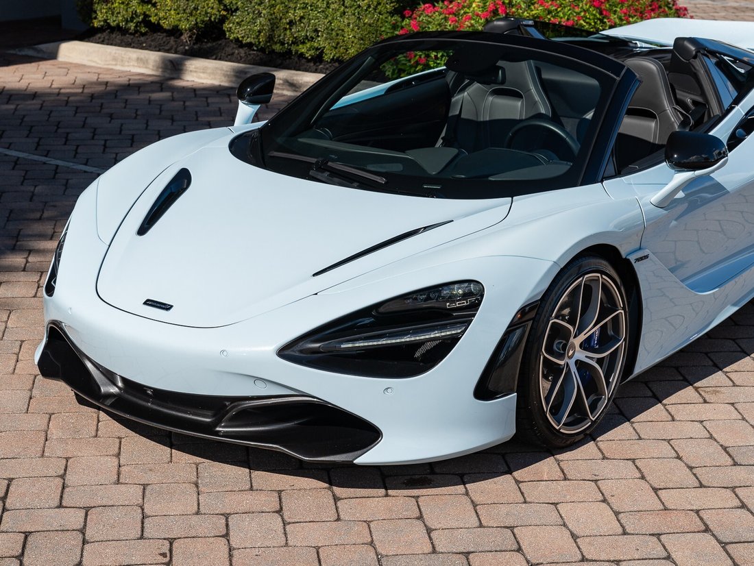 Cabriolet in Naples, FL 5 - 16869334