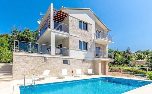 Villa in Grad Opatija, Primorje-Gorski Kotar County, Croatia 1