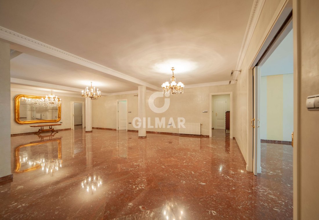 Apartment in Casco Antiguo, Seville, Spain 2 - 16872045
