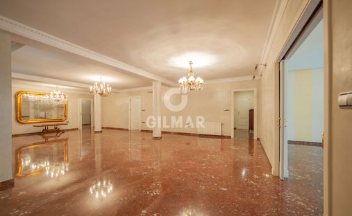 Castle for Sale in Casco Antiguo, Seville, Spain - 4