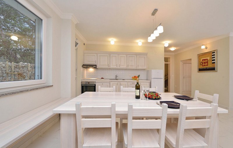 Villa in Pag, Croatia 5 - 16880229