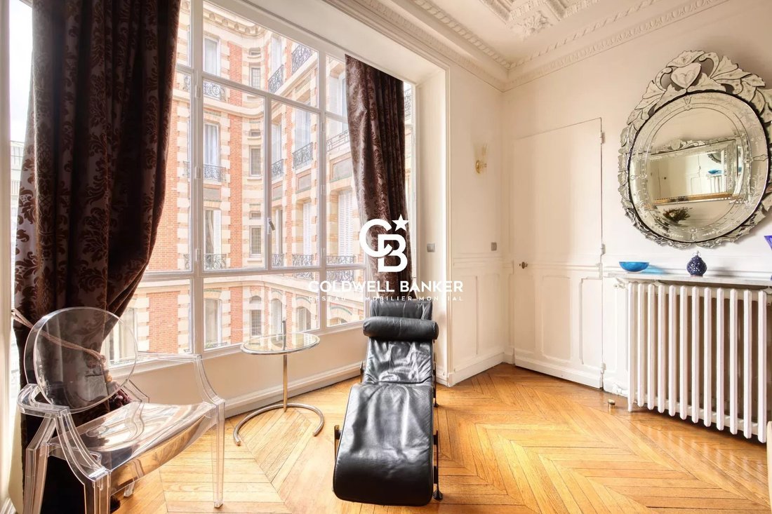 Apartment in Chaillot, Paris 16e Arrondissement, Paris 4 - 16880029