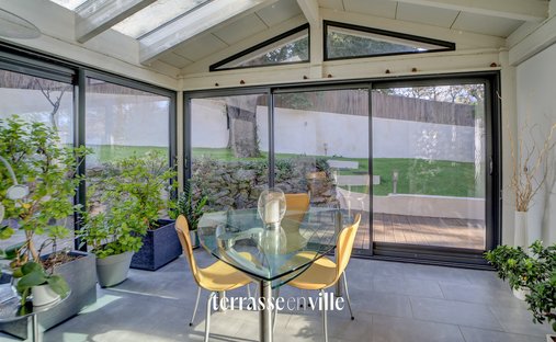 Castle for Sale in Aubagne, Provence-Alpes-Côte d'Azur, France