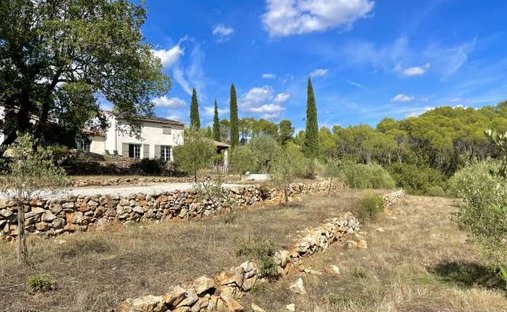 Chateau In Provence With Guest House And 13 Ha Land