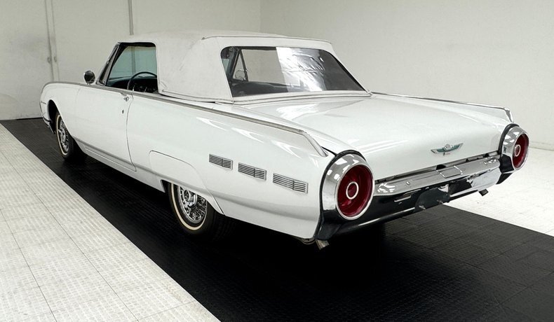 Cabriolet in Morgantown, United States 5 - 13510950