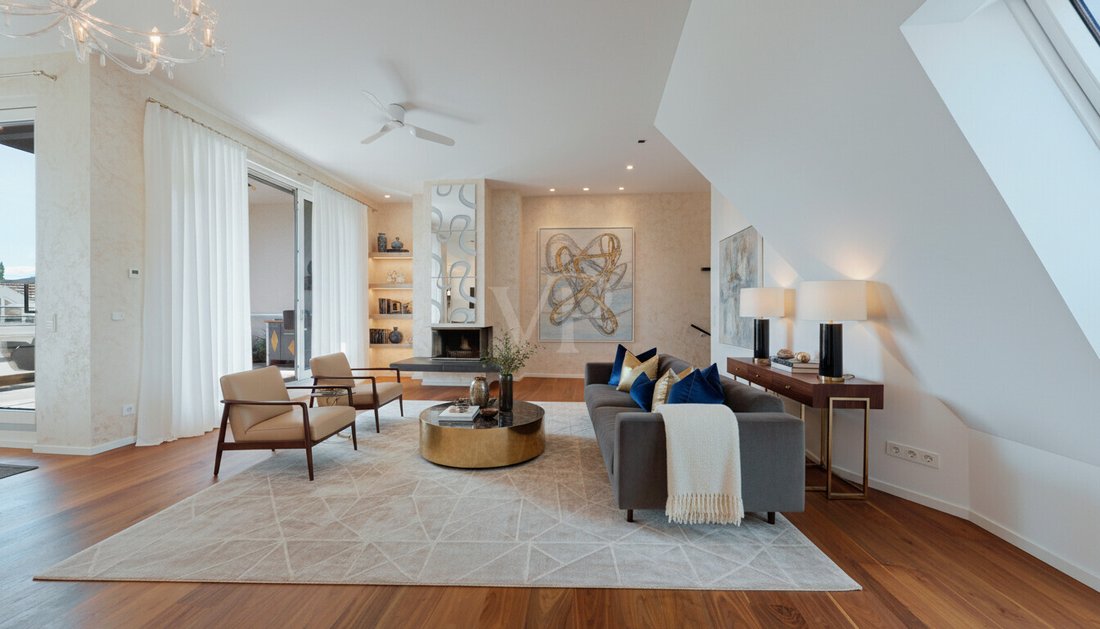 Sophisticated Penthouse Haven With Contemporary In Berlin, Berlin ... - Spacious Penthouse Apartment Spaces