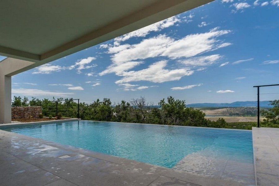 Villa in Grad Kraljevica, Primorje-Gorski Kotar County, Croatia 2 - 16880654