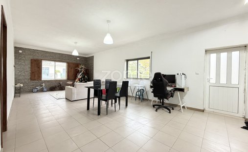 House in Nogueira, Fraiao e Lamacaes, Braga, Portugal 1