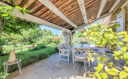 Absolute Tranquillity In The Heart Of The Countryside