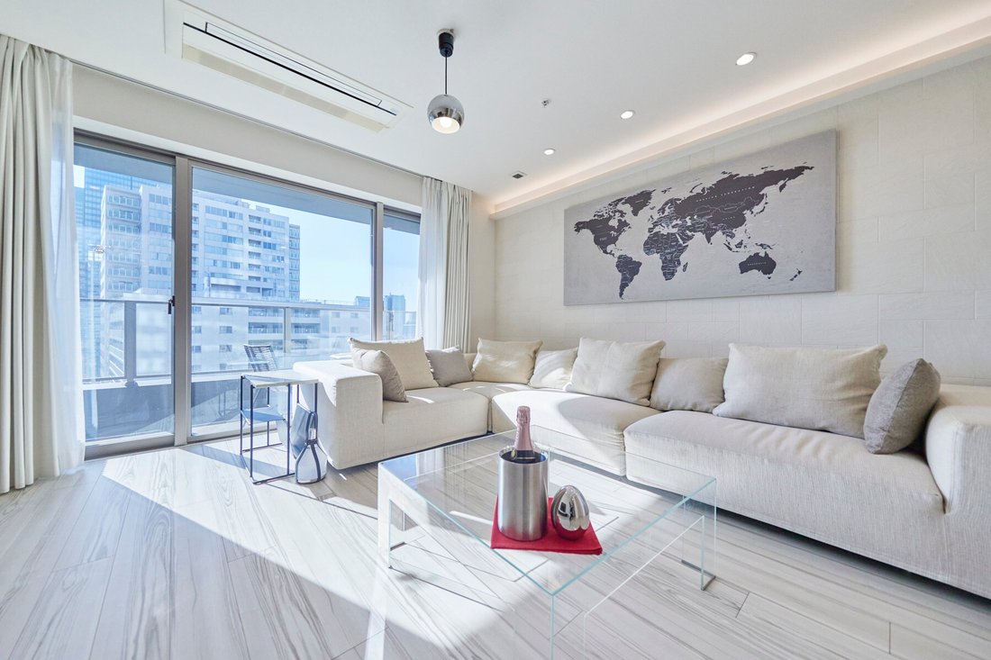 Condo in Minato City, Tokyo, Japan 2 - 16879026