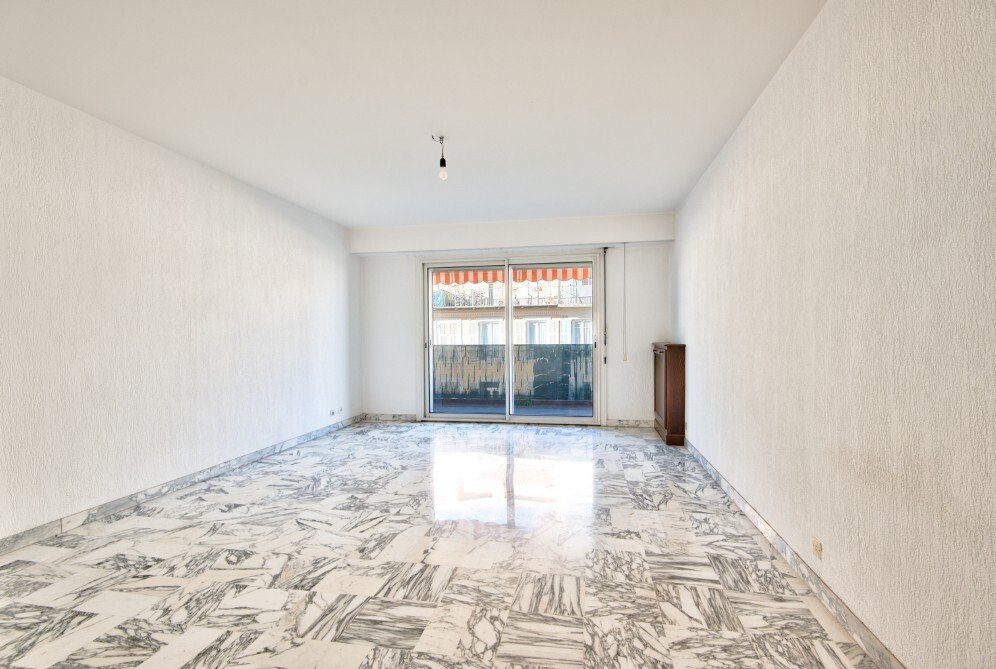 Apartment in Le Port, Nice, France 1 - 16886671
