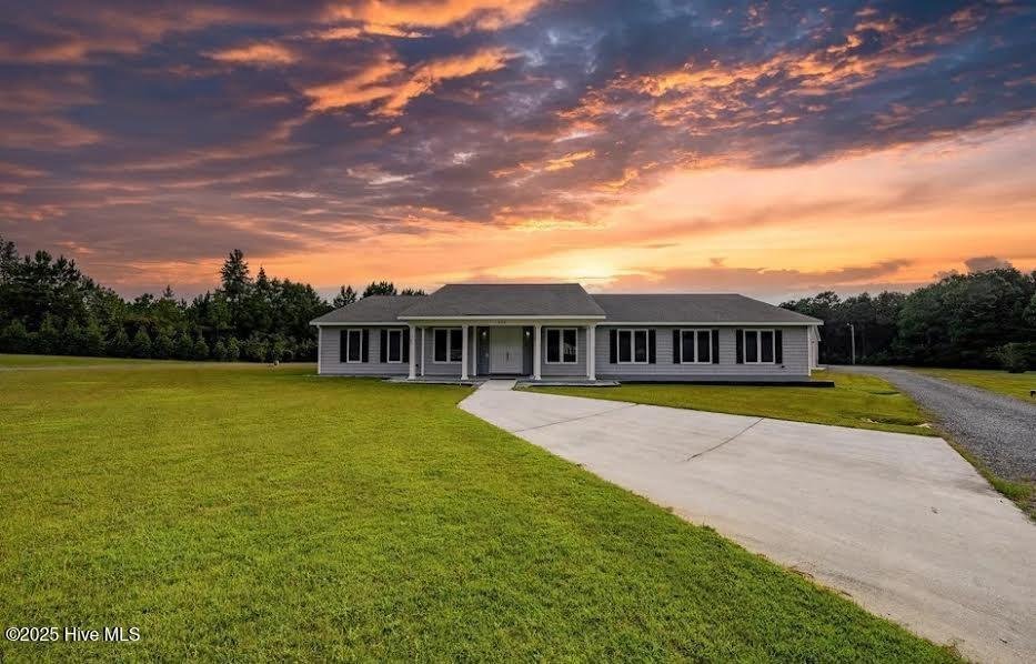 House in Pumpkin Center, North Carolina, United States 1 - 16872999