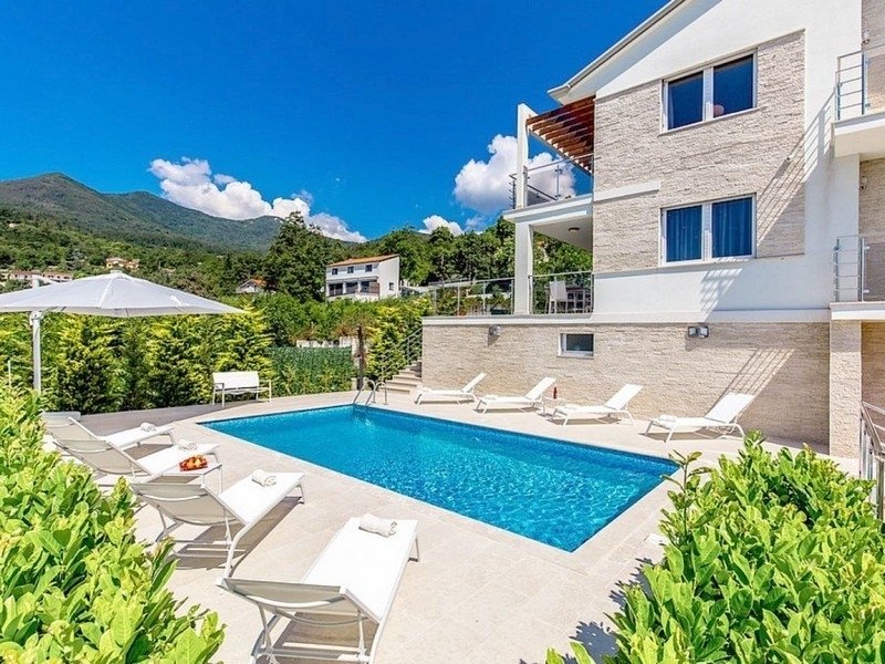 Villa in Grad Opatija, Primorje-Gorski Kotar County, Croatia 2 - 16880703
