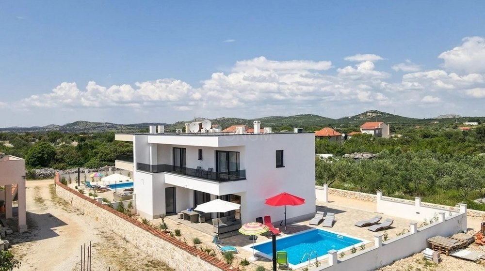 House in Gradska cetvrt Baldekin II - Skopinac, Sibenik, Sibenik-Knin County 3 - 16880303
