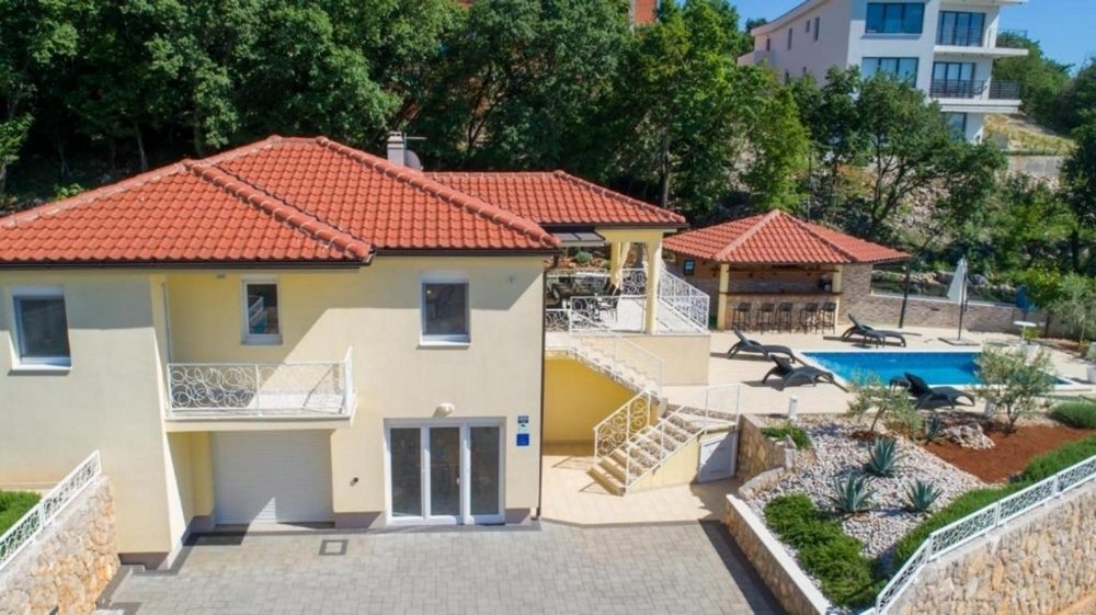 Villa in Omisalj, Primorje-Gorski Kotar County, Croatia 3 - 16880569