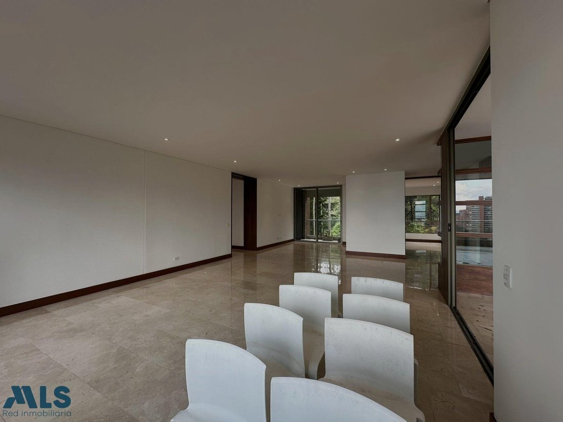 Apartment in Medellín, Antioquia, Colombia 5 - 16885149