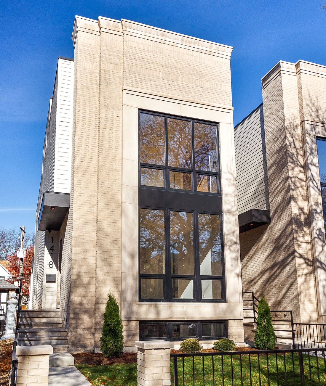 House in Chicago, Illinois, United States 1 - 16880289