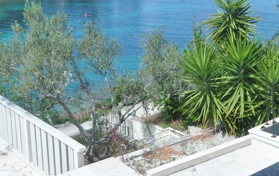 Villa in Lokve, Split, Split-Dalmatia County 1 - 16880150