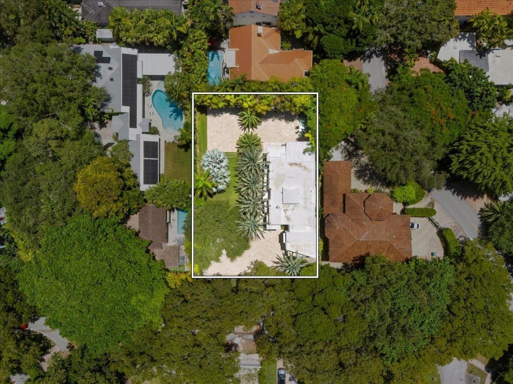 House in Miami, Florida, United States 1 - 16634819