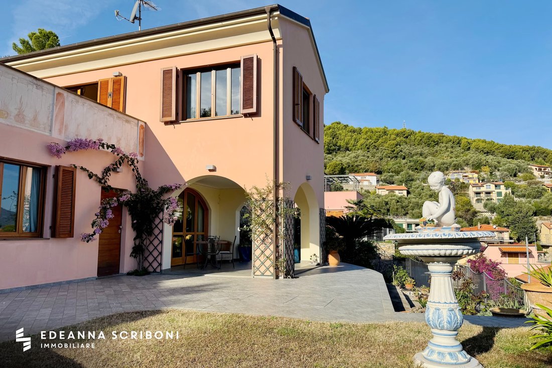 Villa in Andora, Liguria, Italy 1 - 16876980