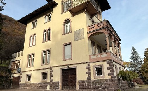 Castle for Sale in Merano, Trentino-South Tyrol, Italy
