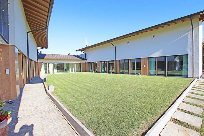 Villa in Treviolo, Lombardy, Italy 4 - 16879532