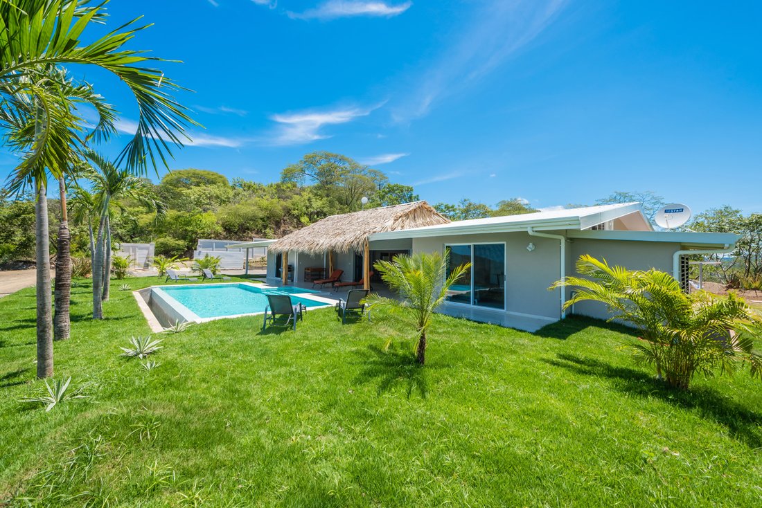 Villa in Playa Grande, Santa Cruz, Costa Rica 2 - 16881246
