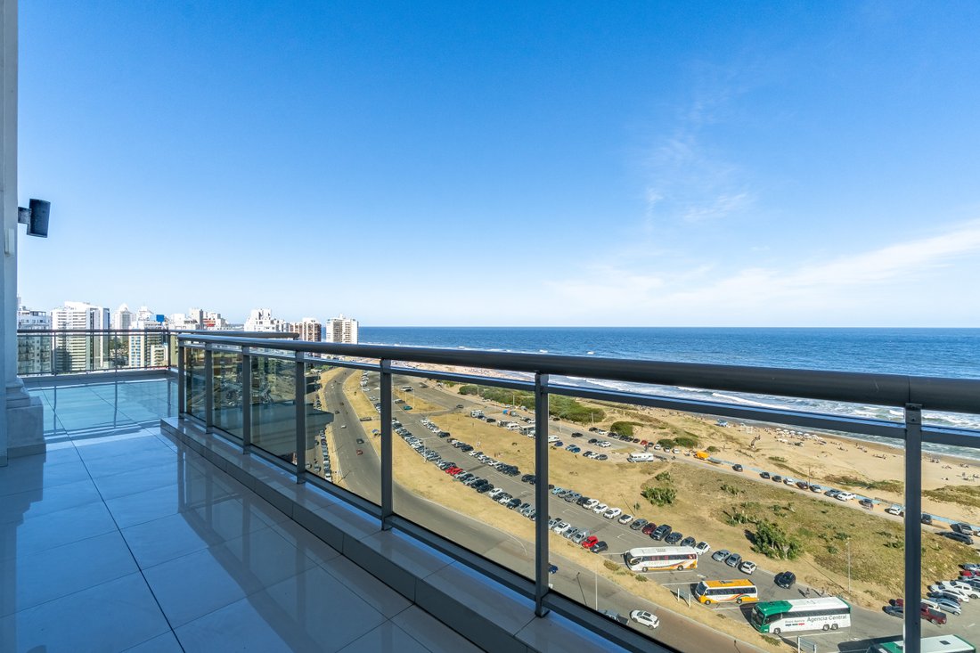 Penthouse in Punta del Este, Maldonado Department, Uruguay 5 - 16884688