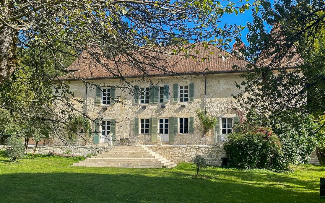 Castle in Valserhône, Auvergne-Rhône-Alpes, France 3 - 16847597