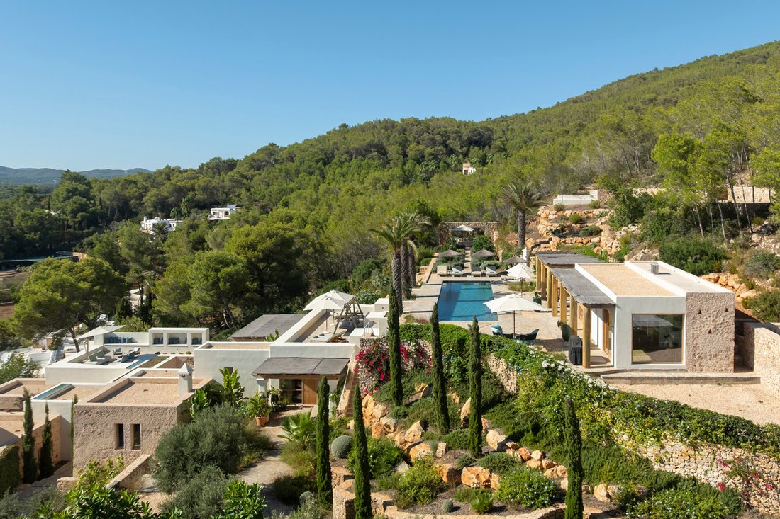 Villa in Santa Eulària des Riu, Balearische Inseln, Spanien 1 - 15945582