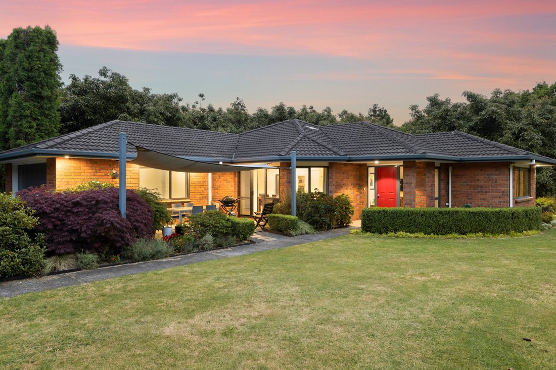 House in Aongatete, Bay of Plenty, New Zealand 1 - 16886297