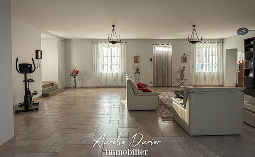 Castle for Sale in Tours, Centre-Val de Loire, France