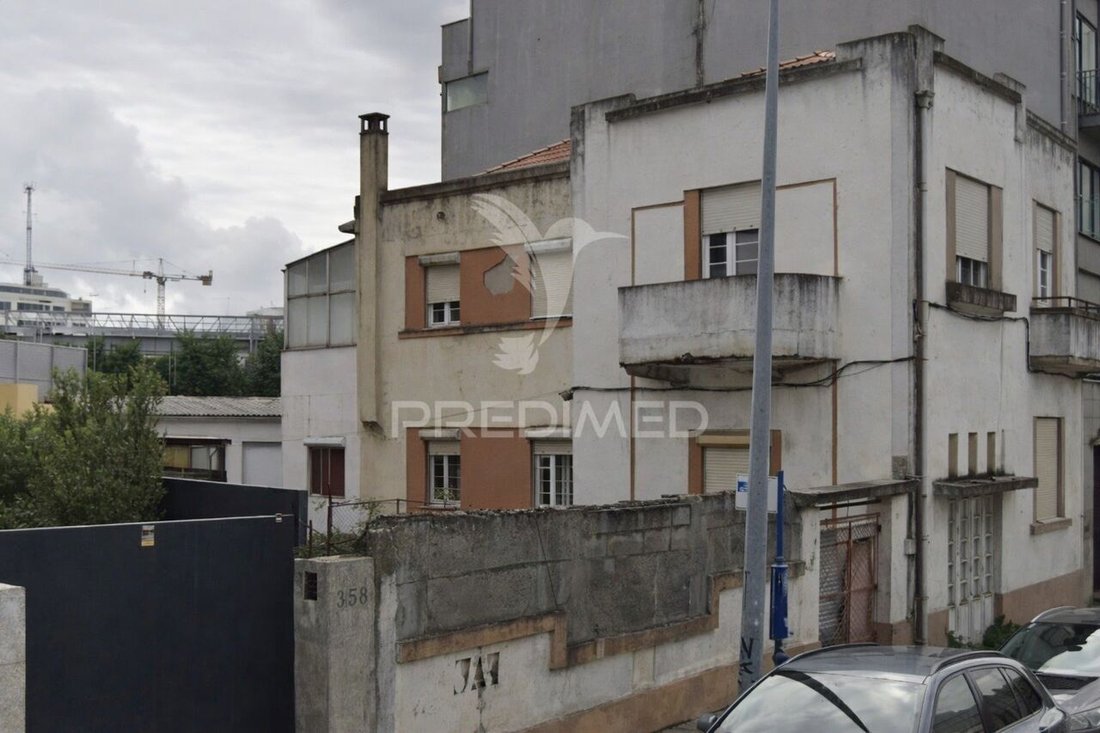 Estate in Paranhos, Porto District, Portugal 1 - 16889291
