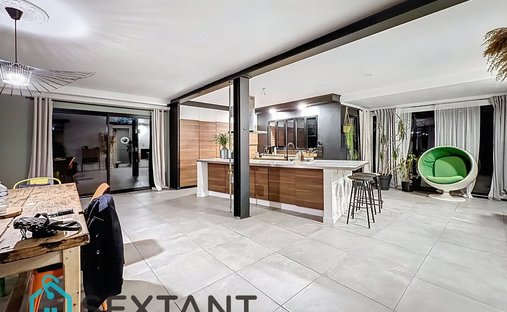 Perched In The Hills Of The Vire Valley, With 22 Hectares Of Land, A Listed Chateau From The