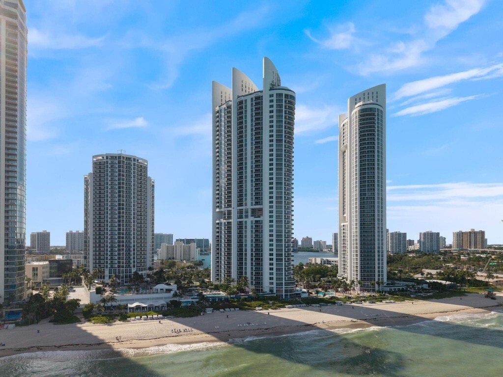 Condo in Sunny Isles Beach, Florida, United States 4 - 16633697