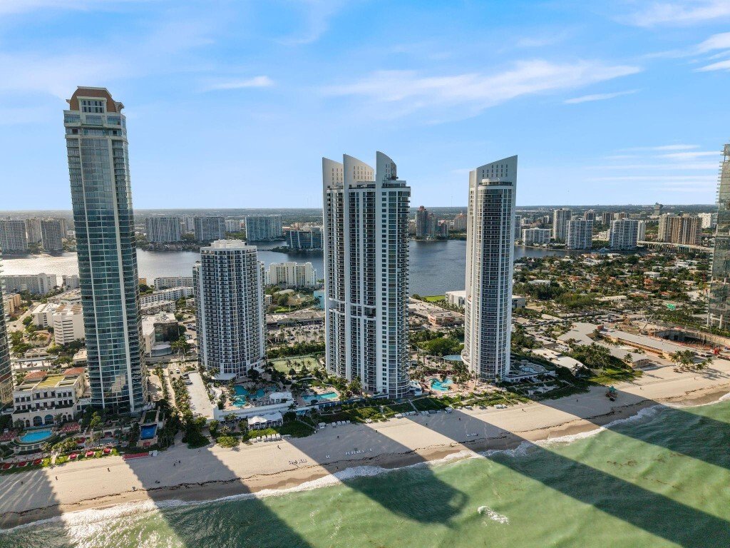 Condo in Sunny Isles Beach, Florida, United States 2 - 16633697