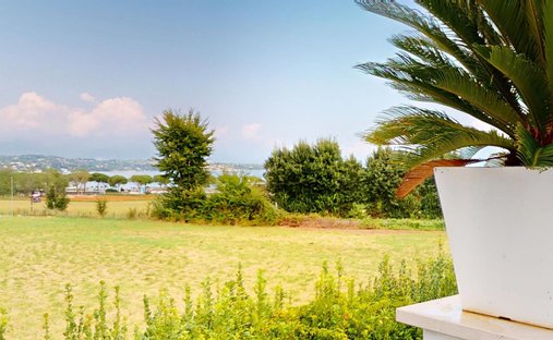 Castle for Sale in Montalto Dora, Italy